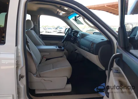 2011 Chevrolet Silverado 1500 Lt from USA, damaged, VIN 3GCPCSE09BG138113